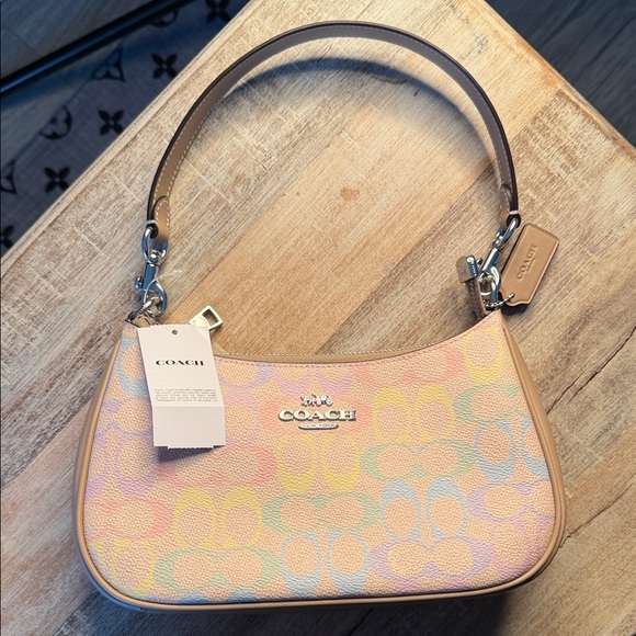 Coach Pastel Signature Shoulder Bag - Picture 1 of 5